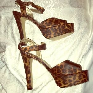 Leopard platform sandals